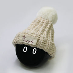 Creamy color hat.